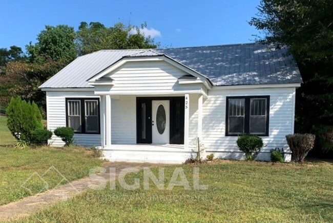 property at 425 Oak St