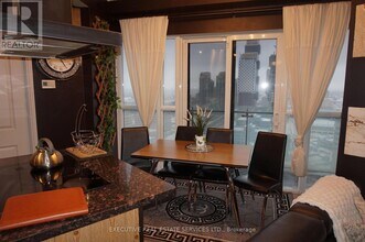 50 Absolute Ave in Mississauga, ON - Building Photo - Building Photo