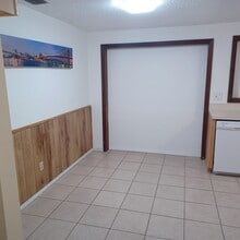 9035 Arndale Cir, Unit 9035 in Tampa, FL - Foto de edificio - Building Photo