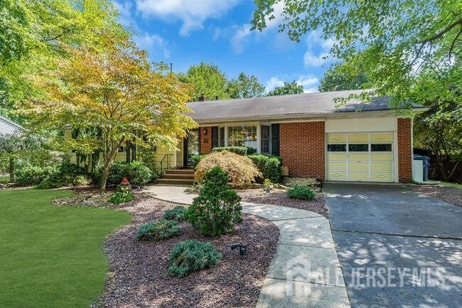 1430 Kearney Dr in North Brunswick, NJ - Building Photo - Building Photo