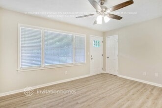 7110 Carolyn Cir in Lithia Springs, GA - Foto de edificio - Building Photo