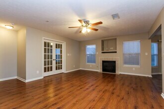 975 Needle Ridge Ln in Brownsburg, IN - Building Photo - Building Photo