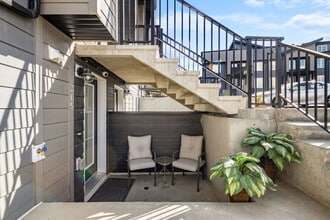 260 Rowley Way NW in Calgary, AB - Building Photo - Building Photo