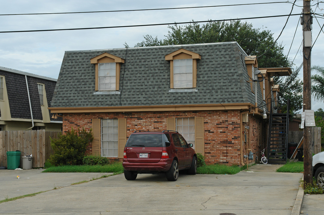 2804 Harvard Ave in Metairie, LA - Foto de edificio