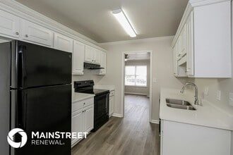 401 Meriweather Ln in Calera, AL - Building Photo - Building Photo