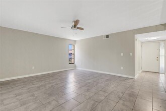 2319 Beneva Terrace in Sarasota, FL - Building Photo - Building Photo