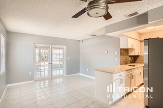 3415 W Bay Ave in Tampa, FL - Building Photo - Building Photo