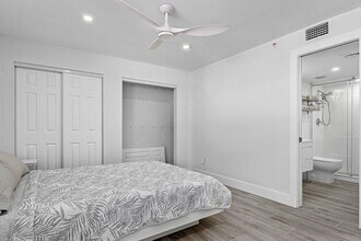 820 Lavers Cir in Delray Beach, FL - Building Photo - Building Photo