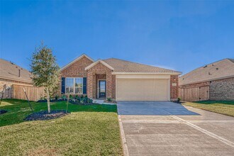 5730 Knox Lndg Dr in Rosenberg, TX - Building Photo - Building Photo