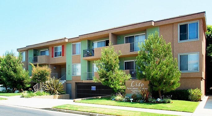 Lido Apartments - 3130 Bagley Ave in Los Angeles, CA - Foto de edificio