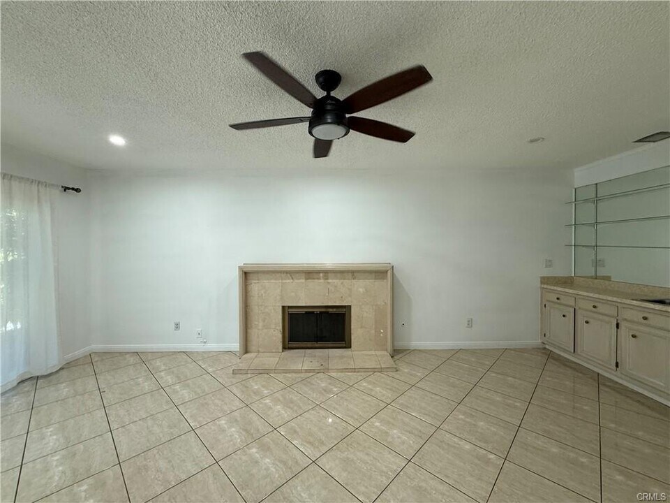 19361 Germain St in Los Angeles, CA - Building Photo