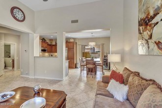 3966 E Melinda Dr in Phoenix, AZ - Building Photo - Building Photo