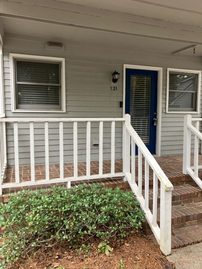 2029 Eastwood Rd in Wilmington, NC - Building Photo - Building Photo