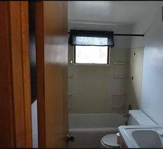 201 Clara Ct in Louisville, OH - Building Photo - Building Photo