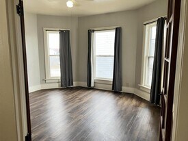 313 Cherry St in Muscatine, IA - Building Photo