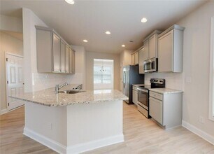 215 Horizon Way in Dallas, GA - Building Photo - Building Photo