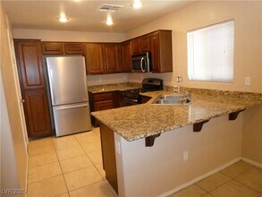 6504 Blessed Thistle Ave in Las Vegas, NV - Building Photo - Building Photo