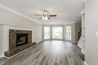 2151 Shillings Chase Dr in Kennesaw, GA - Foto de edificio - Building Photo