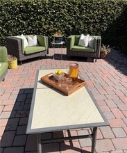 21901 Summer Cir in Huntington Beach, CA - Building Photo - Building Photo