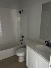 3204 Royal Frst Dr in Denton, TX - Building Photo - Building Photo