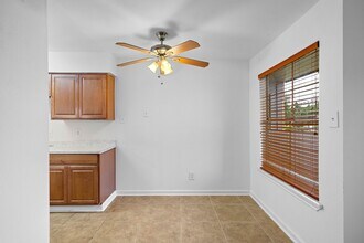 2828 61st St in Galveston, TX - Building Photo - Building Photo