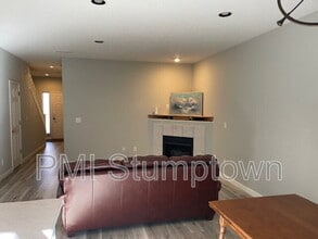 16140 NW Fescue Ct in Portland, OR - Building Photo - Building Photo