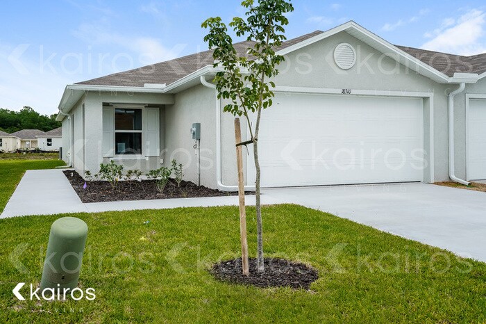 18310 Gibraltar Ln in Lehigh Acres, FL - Building Photo
