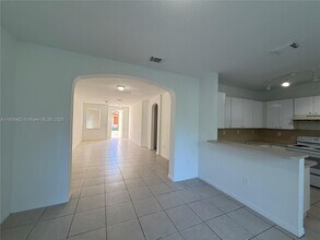 7978 SW 166th Pl in Miami, FL - Building Photo - Building Photo