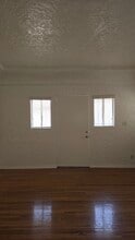 2621 Wellington Rd, Unit 2 in Los Angeles, CA - Building Photo - Building Photo