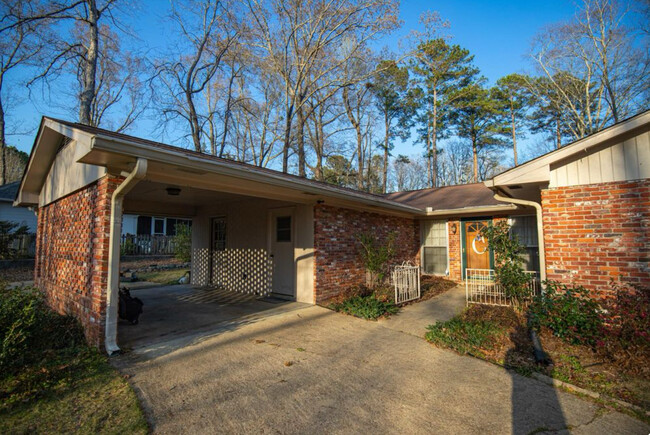 815 Heard Ave in Auburn, AL - Building Photo - Building Photo