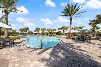 10823 Seasons Way in Palmetto, FL - Building Photo - Building Photo