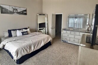 3026 Village Creek Dr in Katy, TX - Building Photo - Building Photo