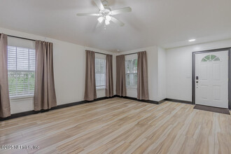 2039 Navaho Ave in Jacksonville, FL - Building Photo - Building Photo