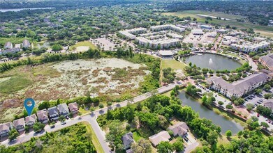 594 Windy Pne Wy in Oviedo, FL - Foto de edificio - Building Photo