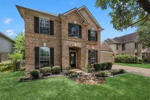 2519 Fair Oak St in Pearland, TX - Building Photo