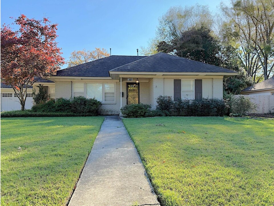 4715 Sequoia Rd in Memphis, TN - Building Photo