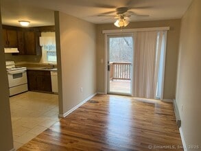 456 Atwater St in Southington, CT - Building Photo - Building Photo