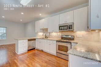 1013 9th St in Durham, NC - Building Photo - Building Photo