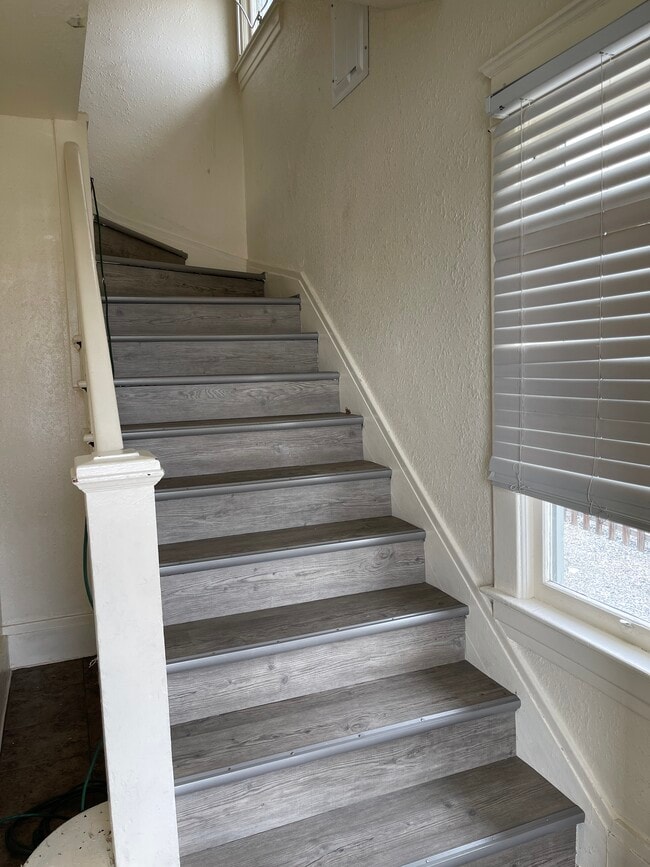 412 S Mission St in Wenatchee, WA - Building Photo - Building Photo