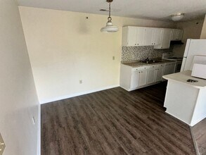 261 Simpson Ave in Lexington, KY - Building Photo - Building Photo