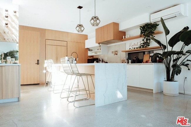 property at 115 Park Pl
