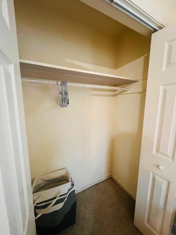 4100 Wyndybrow Dr in Portsmouth, VA - Foto de edificio - Building Photo