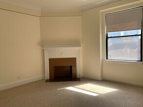 62 Boylston St, Unit 618 in Boston, MA - Building Photo - Building Photo