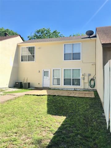 9208 Sweetwater Dr in Dallas, TX - Building Photo - Building Photo