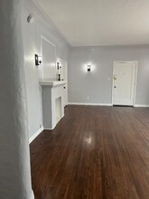 3221 W 43rd Pl in Los Angeles, CA - Building Photo - Building Photo