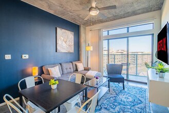 333 E Roosevelt St in Phoenix, AZ - Building Photo - Building Photo