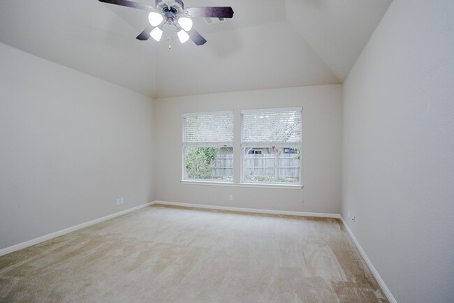 18800 Caisteal Castle Path in Pflugerville, TX - Building Photo - Building Photo