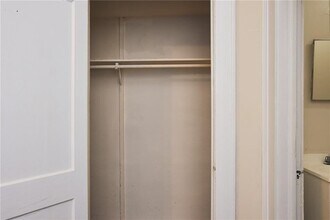 437 North Highland Avenue Northeast-Unit -15 in Atlanta, GA - Building Photo - Building Photo