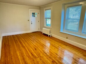 241 Tremont St in Newton, MA - Building Photo - Building Photo