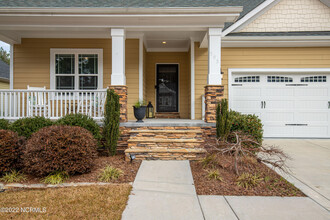 595 Legacy Lakes Way in Aberdeen, NC - Building Photo - Building Photo